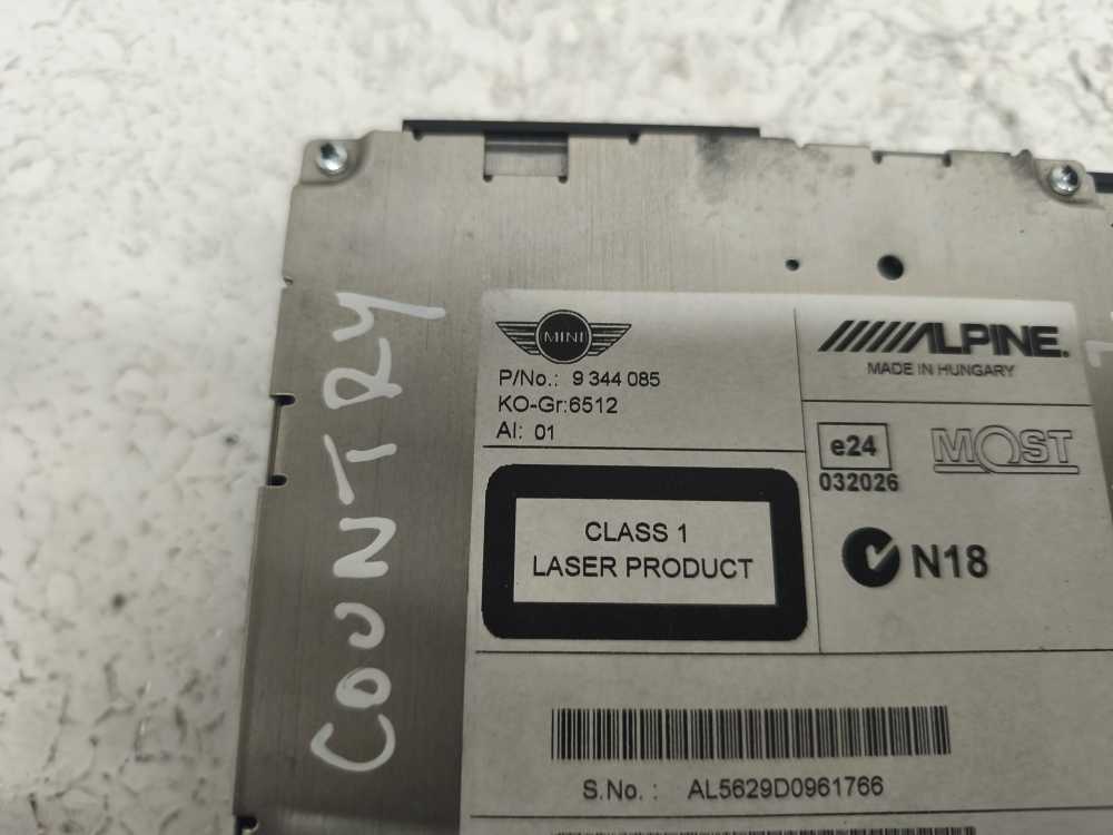 RADIO/NAVI MINI - Vue 3